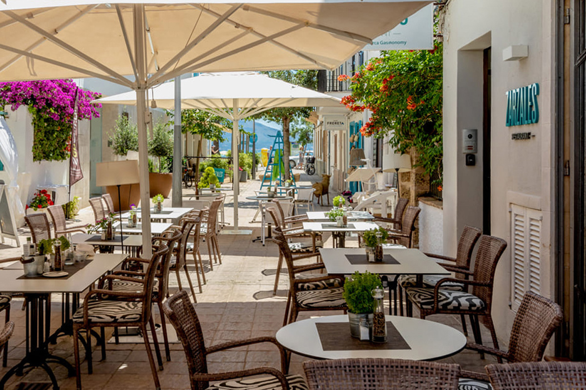 DIESE 10 RESTAURANTS IN PUERTO POLLENSA SIND EIN ABSOLUTES MUSS! Das