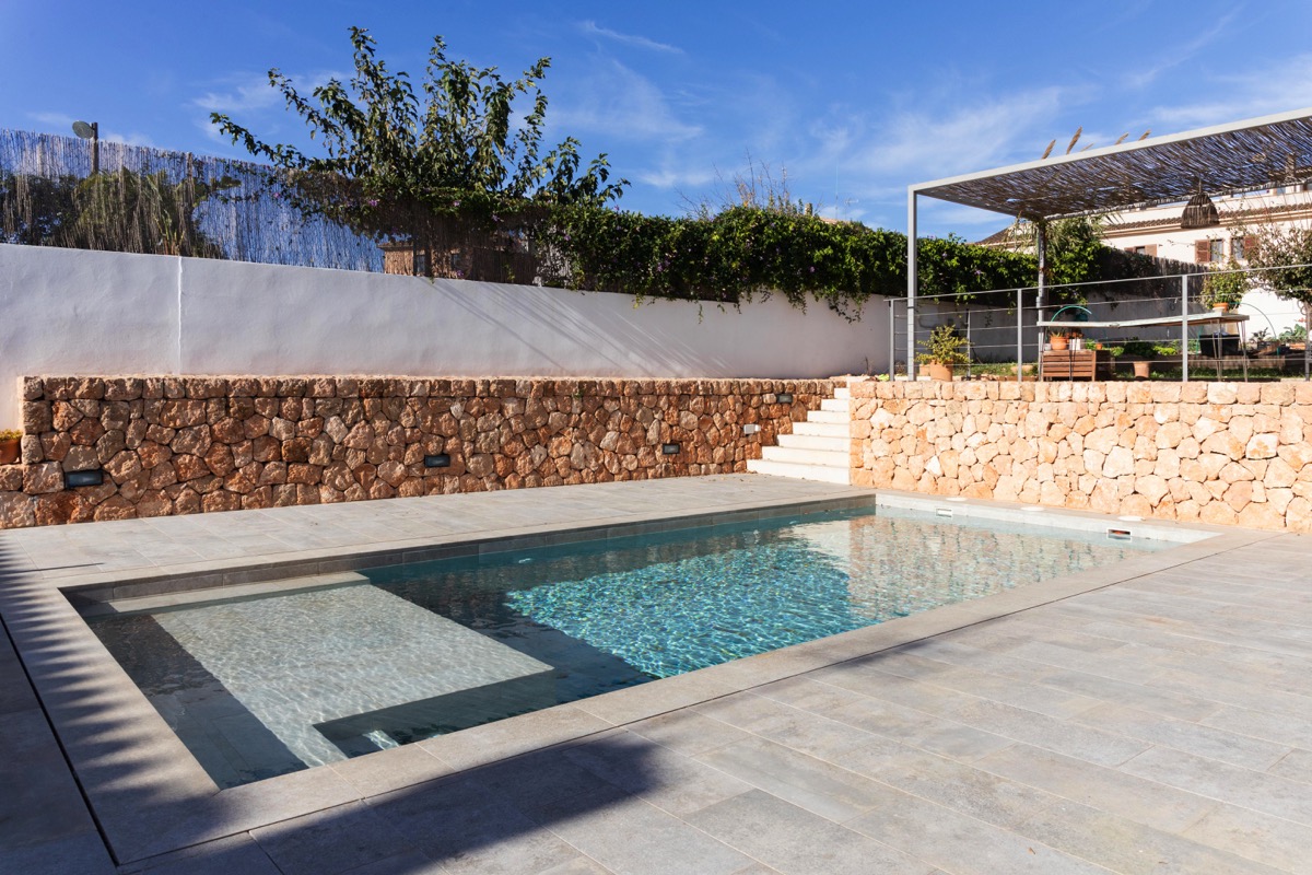 Townhouse for sale in in Portól ABC-10010