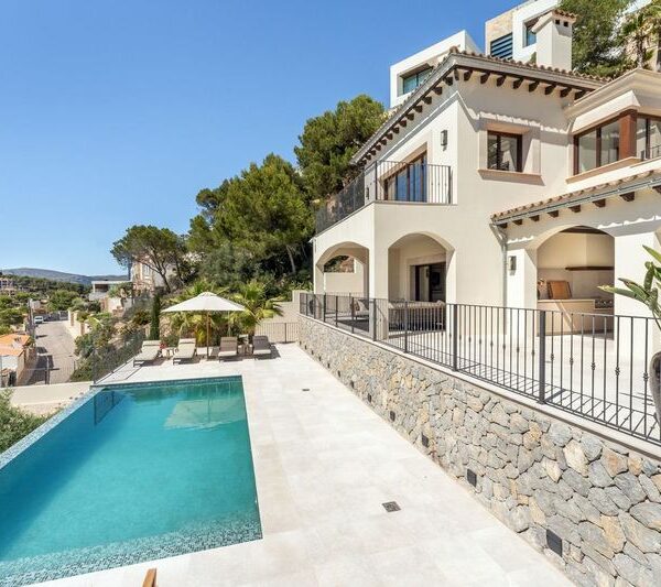 Villa for sale in Port Andratx