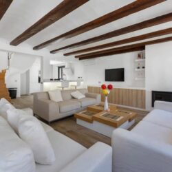 House for sale in Andratx