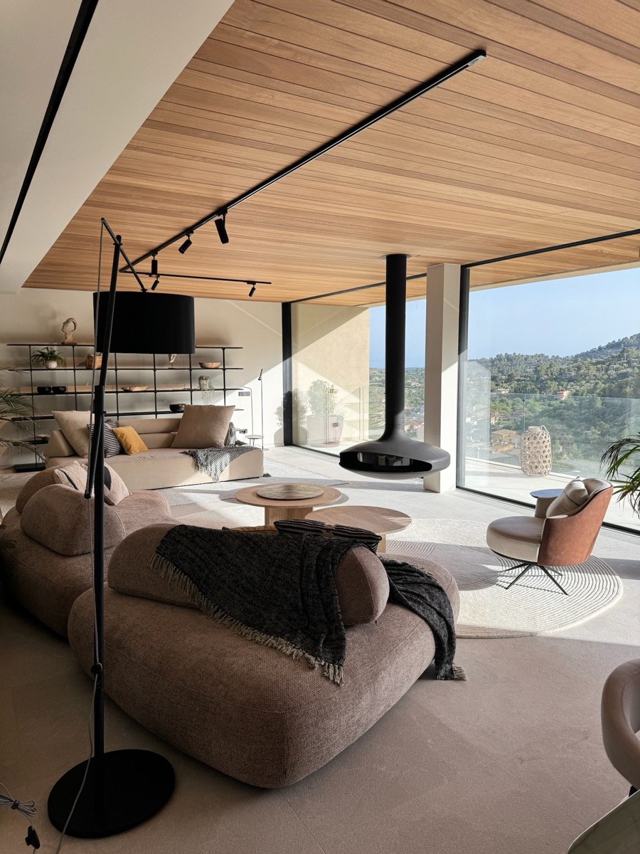 Villa for sale in Alaró