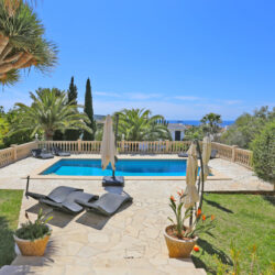Villa for sale in Santa Ponsa