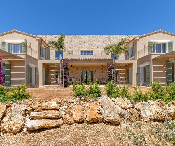 Finca for sale in Sa Rapita