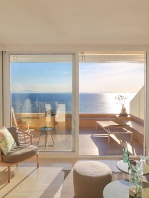 Elegant Apartment in Cala Vinyes