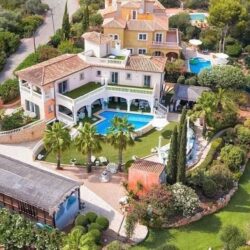 Elegant Mediterranean Villa in Vallgonera