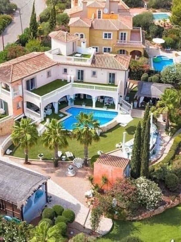 Elegant Mediterranean Villa in Vallgonera