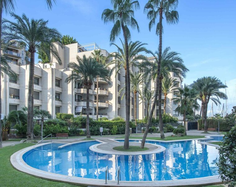 Elegant Penthouse on Paseo Marítimo