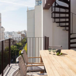 Contemporary penthouse in Santa Catalina