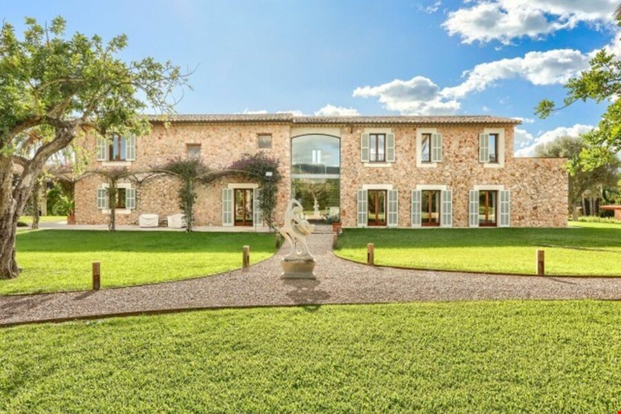 Country-house-for-sale-in-Santa-Maria-del-Cami