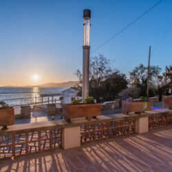 Architect-designed coastal townhouse for sale in palma with heated pool and roof terrace