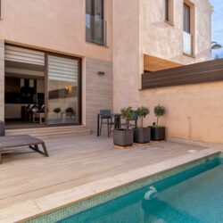 Contemporary mediterranean townhouse for sale with pool rooftop terrace in santa maria