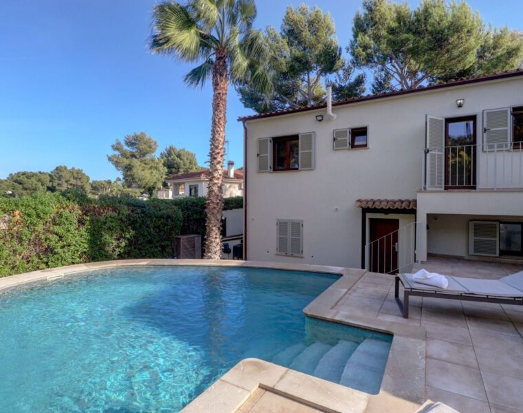 Energieeffiziente mediterrane villa zum verkauf nahe golf und meer in santa ponsa