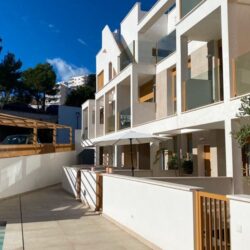 Renovated attic apartment with a terrace and mountain views for sale in palma