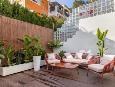 Modern two-bedroom apartment with pool for sale in santa ponsa