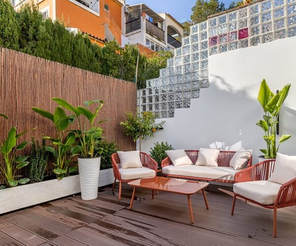 Modern two-bedroom apartment with pool for sale in santa ponsa