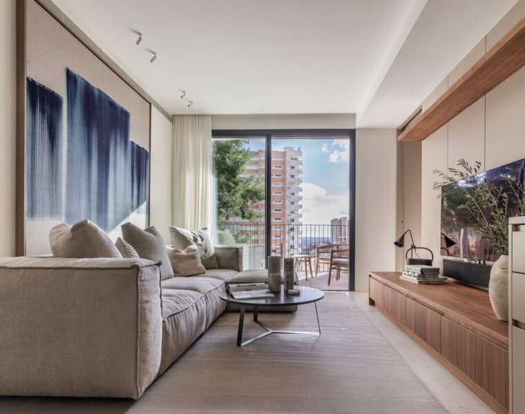 Sea view penthouse with roof terrace and pool for sale in cala mayor