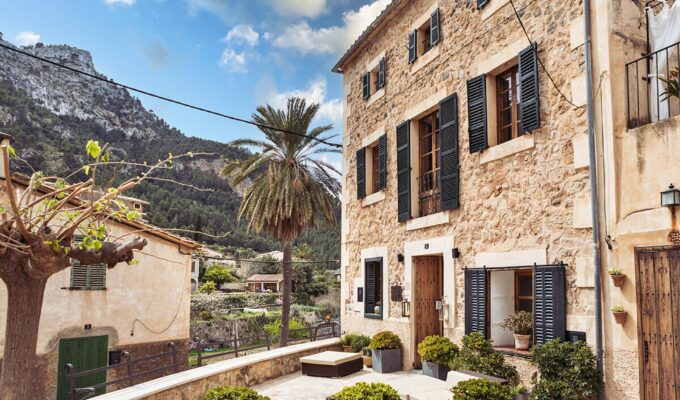 Sea view finca in an exceptional setting in banyalbufar