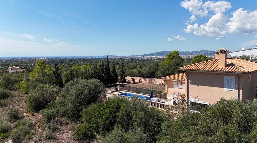 Historic finca estate with tennis court and vast land for sale in inca