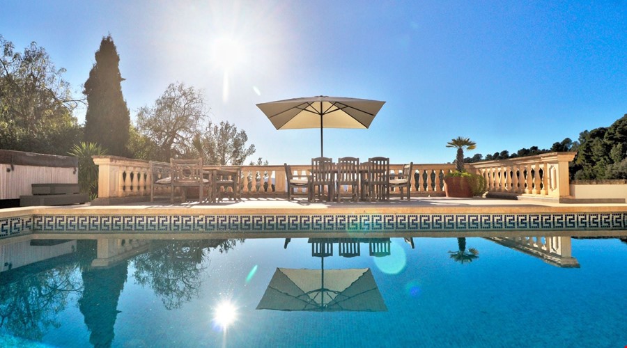 Private hillside villa with panoramic mountain and distant sea views for sale in calvià