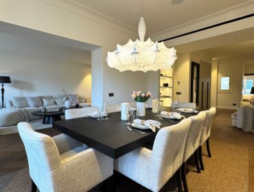 Refined three-bedroom city apartment with elegant interiors in palma