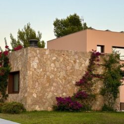 Modern 4-bedroom country house with pool and garden for sale in valldemossa