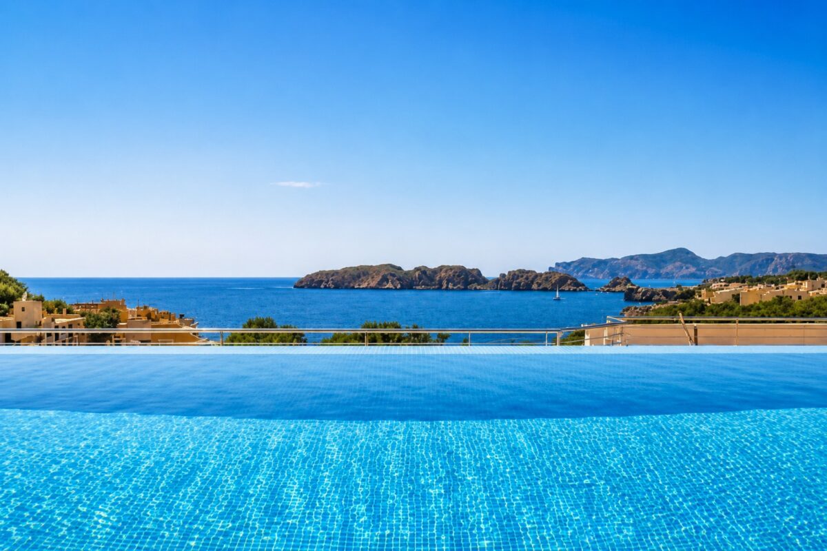 Apartment zum Verkauf mit Panorama-Dachpool in Santa Ponsa