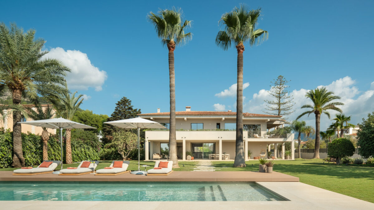 Moderne Design-Villa mit privatem Spa-Bereich zu verkaufen in Sa Font Seca, Bunyola