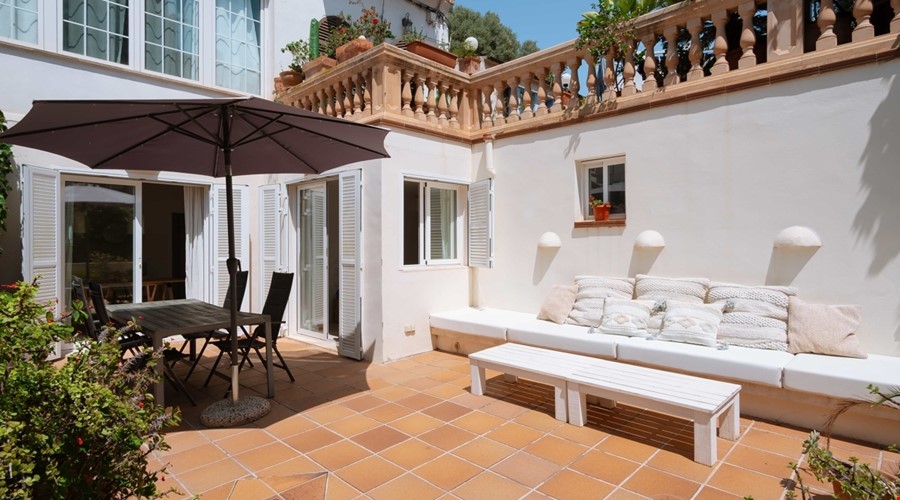 Erdgeschoss-Residenz mit zwei Schlafzimmern, privater Terrasse und Patio in Palma