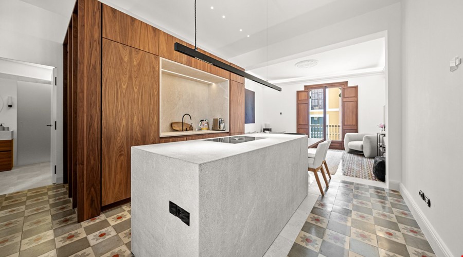 Elegante, renovierte Denkmal-Wohnung mit hohen Decken in Palma