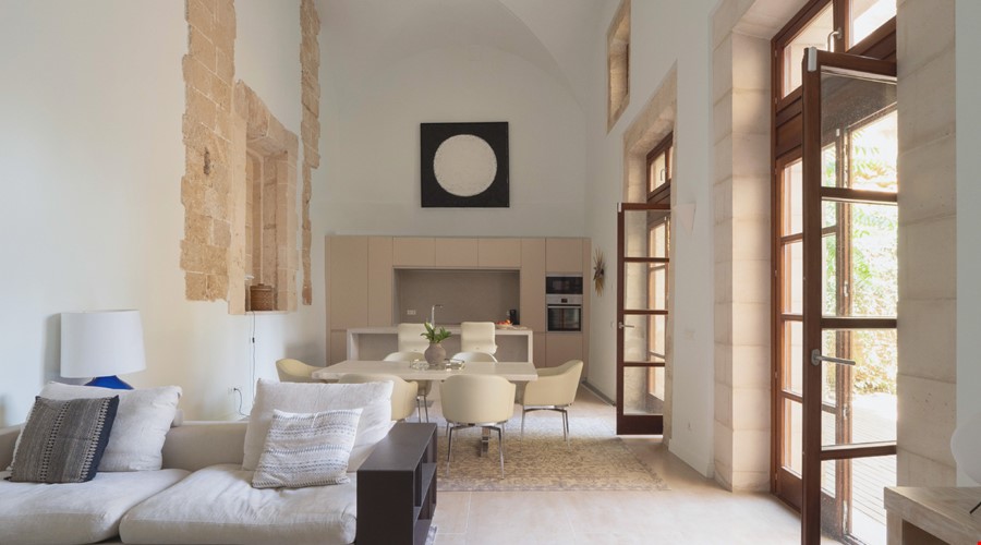 Historisches Refugium mit Gewölbedecken und privater Terrasse in Palma