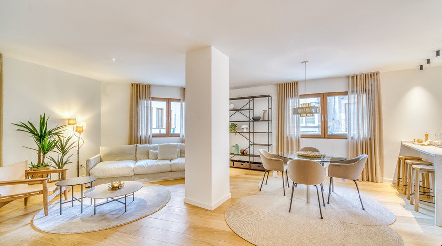 Apartment zum Verkauf mit weitläufiger Terrasse in Palma